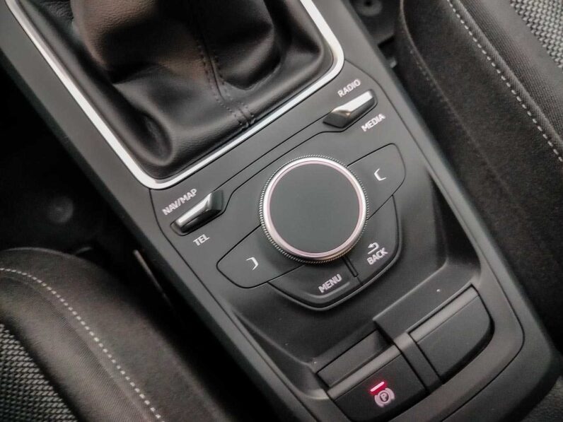 								Audi Q2 full									