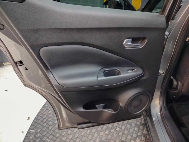 								Nissan Juke full									