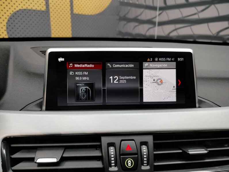 								BMW X1 full									