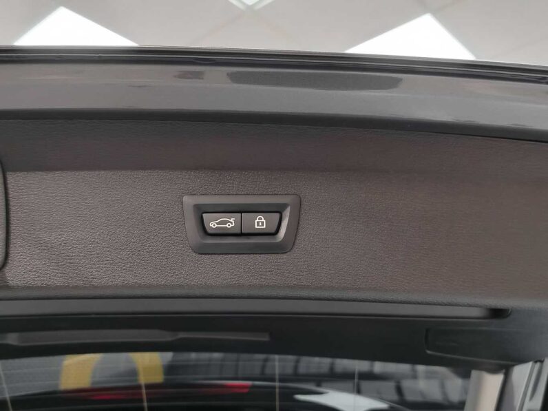 								BMW X1 full									