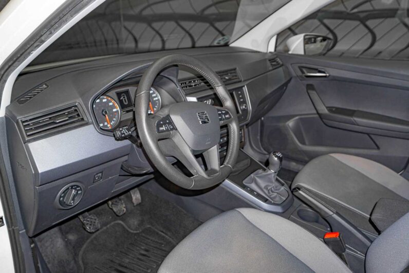 								SEAT Arona full									