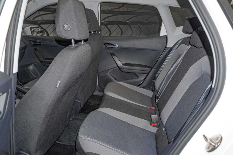 								SEAT Arona full									