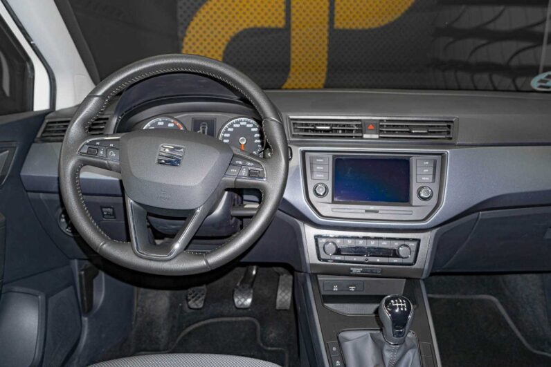 								SEAT Arona full									