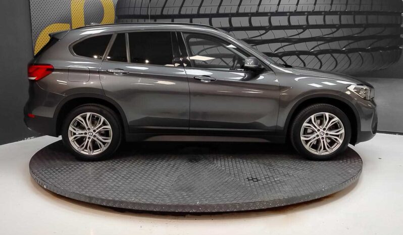 								BMW X1 full									
