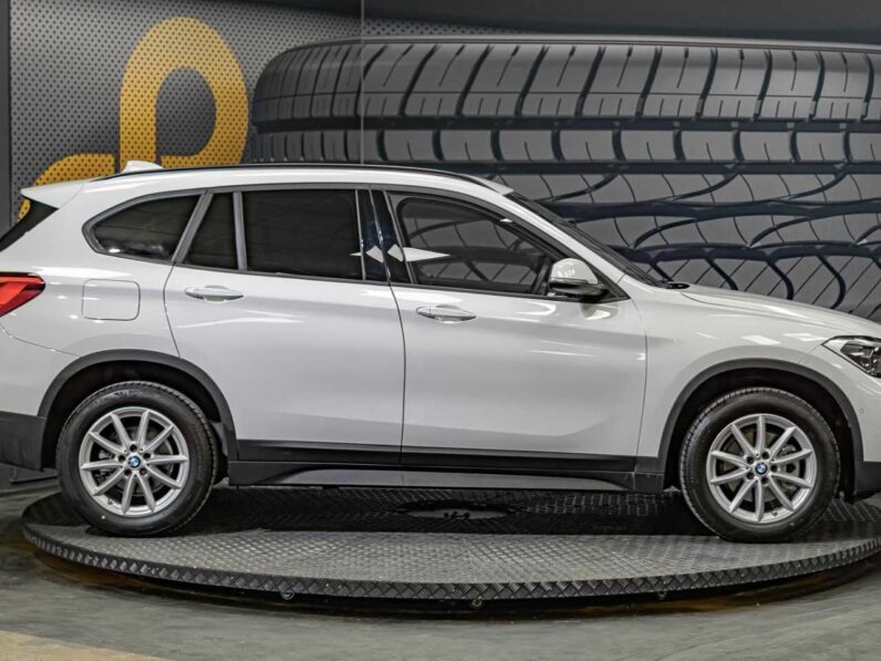 								BMW X1 full									
