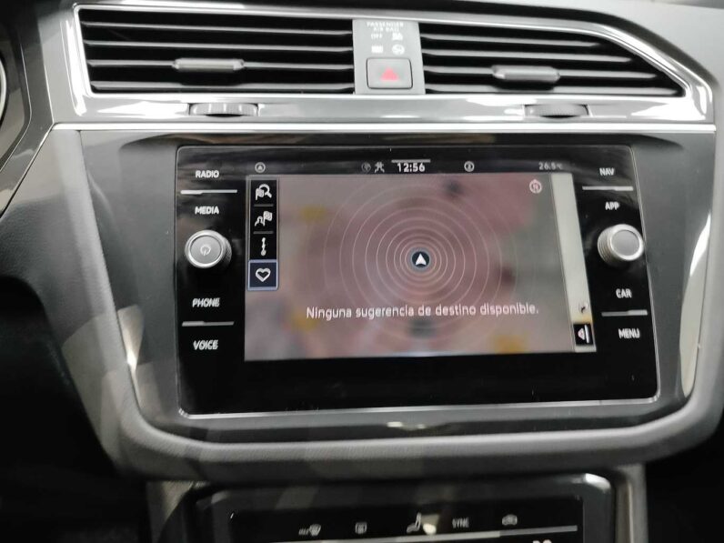 								Volkswagen Tiguan full									