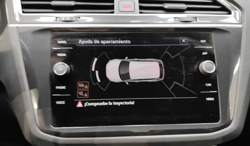 								Volkswagen Tiguan full									