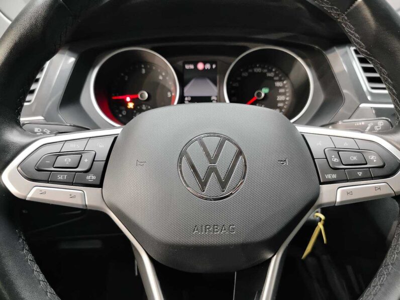 								Volkswagen Tiguan full									