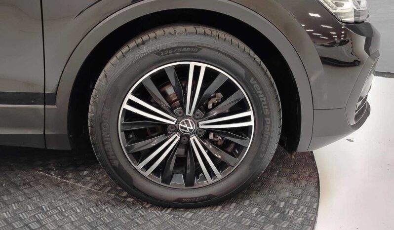 								Volkswagen Tiguan full									