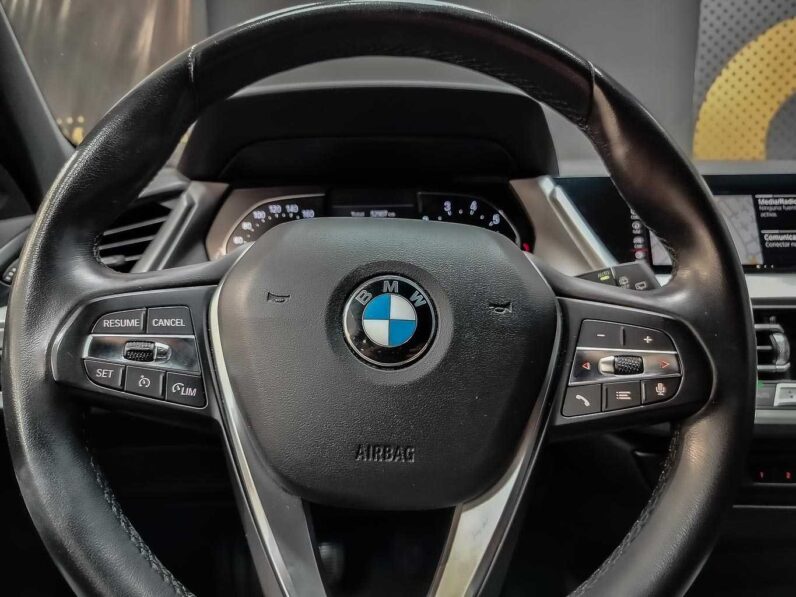 								BMW Serie 1 full									