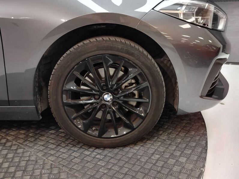 								BMW Serie 1 full									
