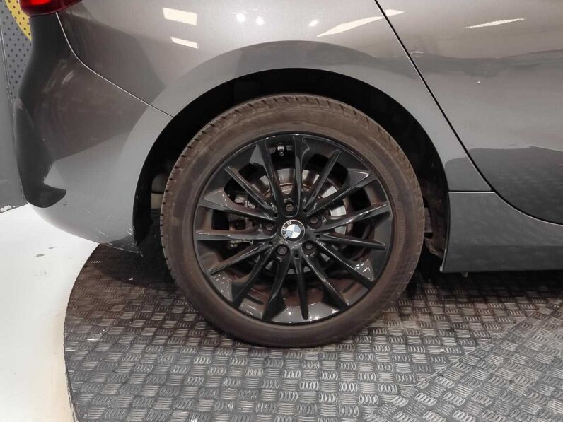 								BMW Serie 1 full									