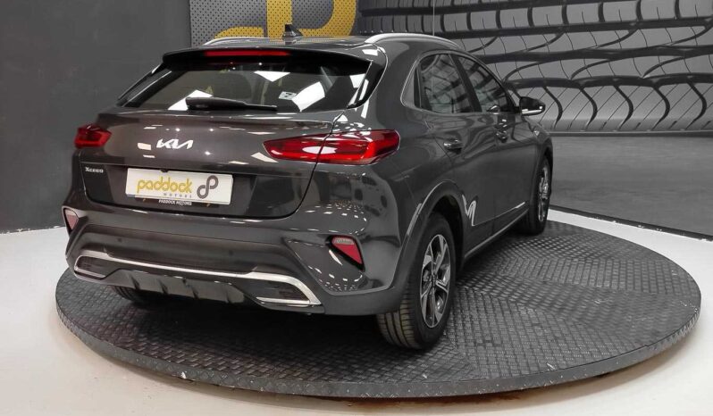 								Kia XCeed full									