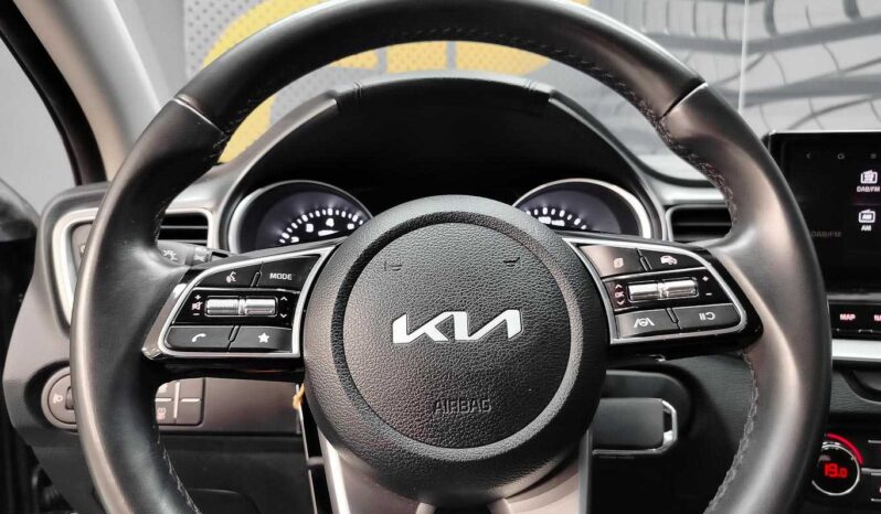 								Kia XCeed full									
