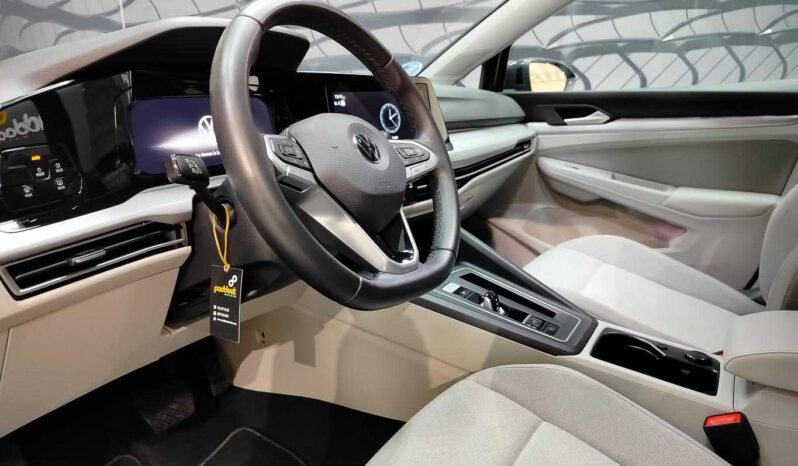 								Volkswagen Golf full									