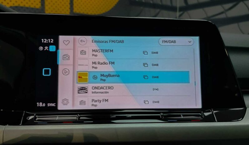 								Volkswagen Golf full									