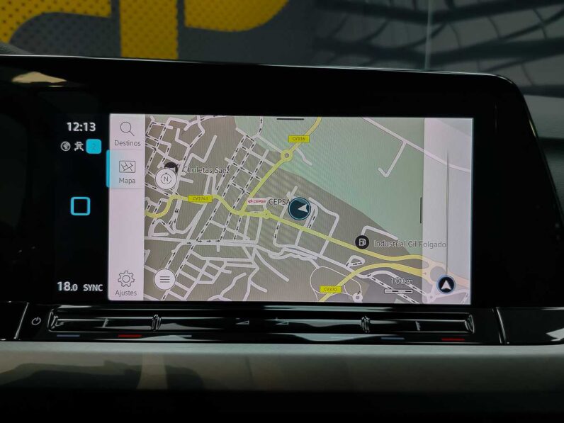 								Volkswagen Golf full									