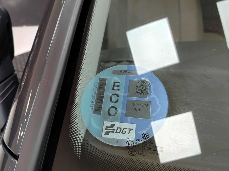 								Volkswagen Golf full									