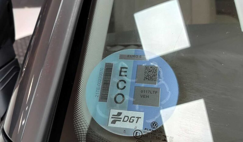 								Volkswagen Golf full									