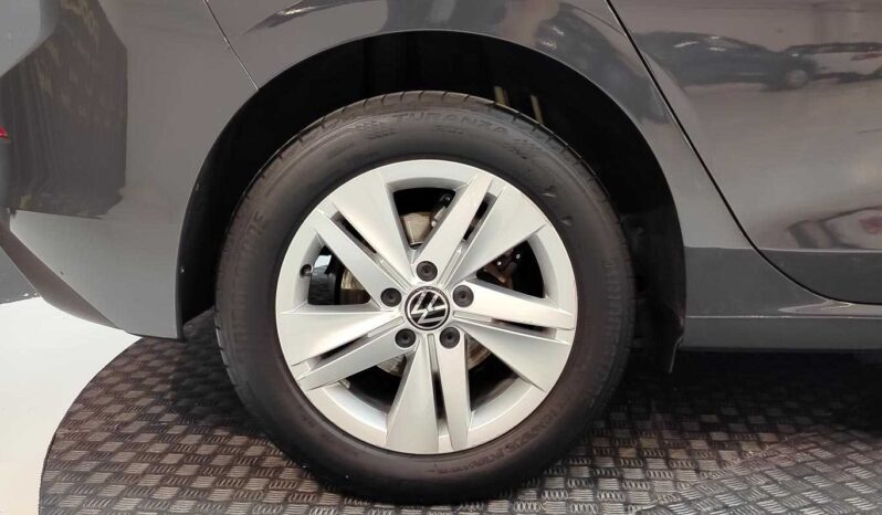 								Volkswagen Golf full									