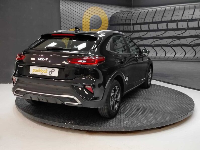 								Kia XCeed full									