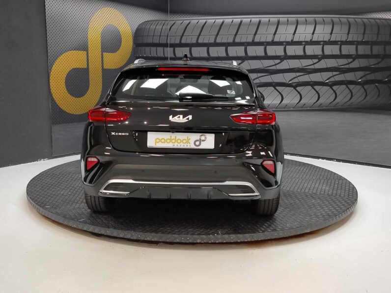 								Kia XCeed full									