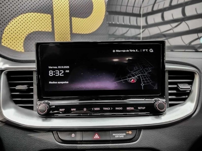 								Kia XCeed full									