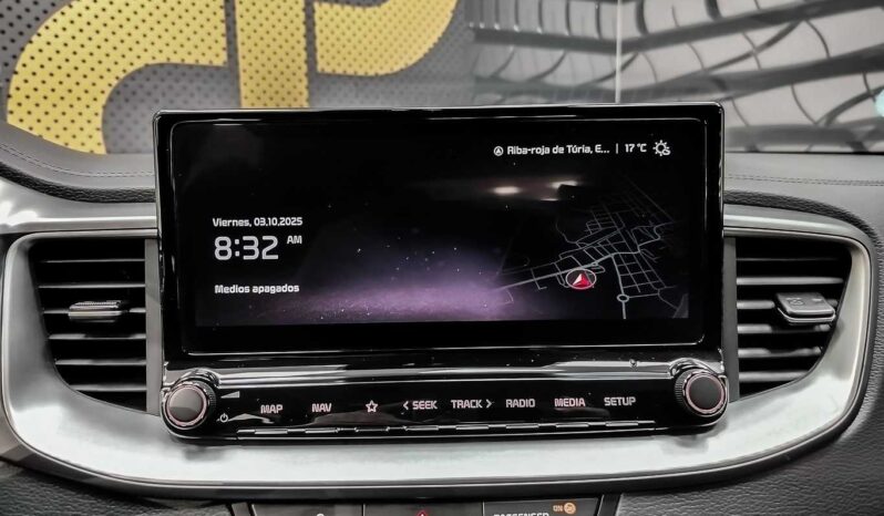 								Kia XCeed full									