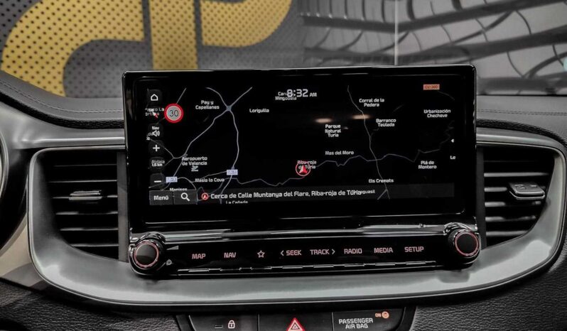								Kia XCeed full									
