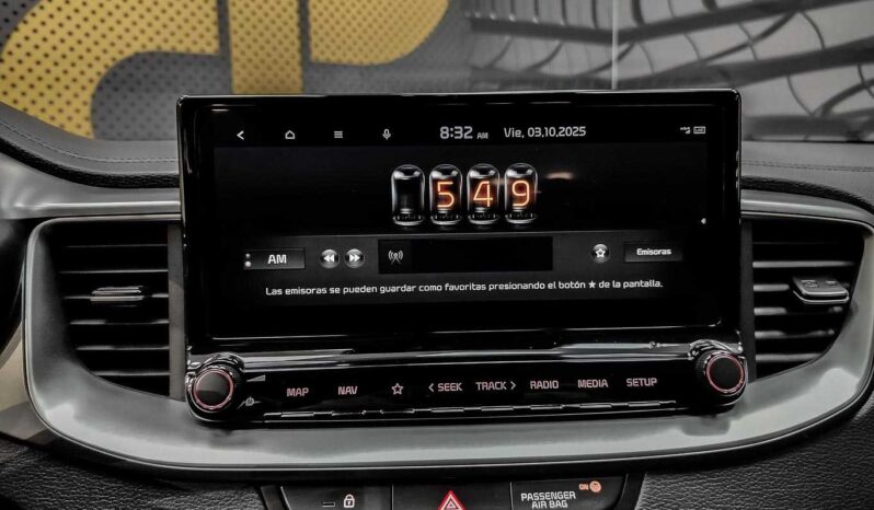 								Kia XCeed full									