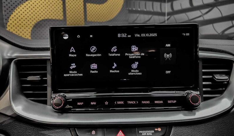 								Kia XCeed full									