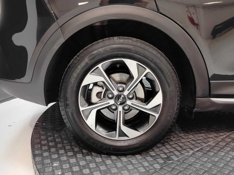 								Kia XCeed full									