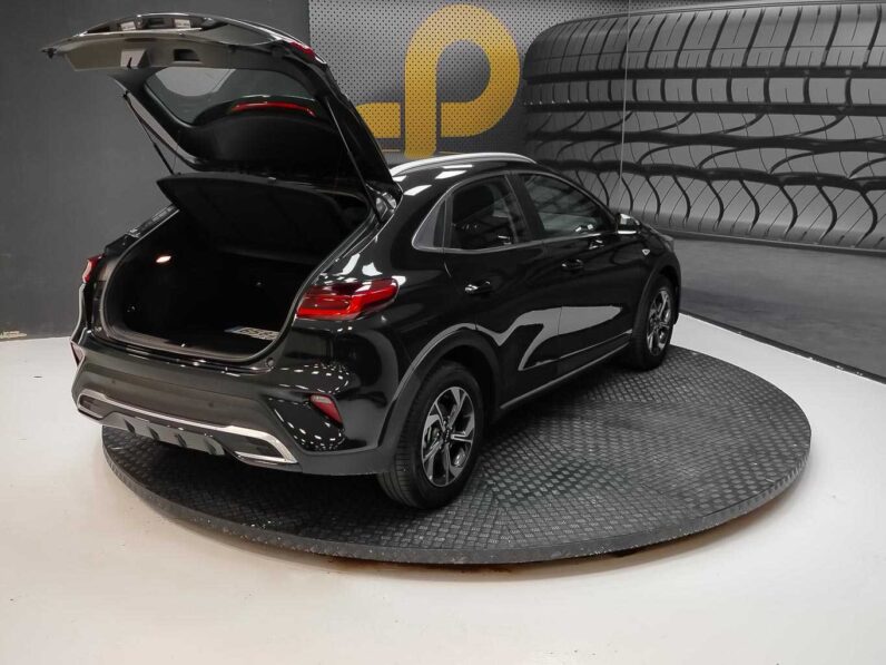 								Kia XCeed full									