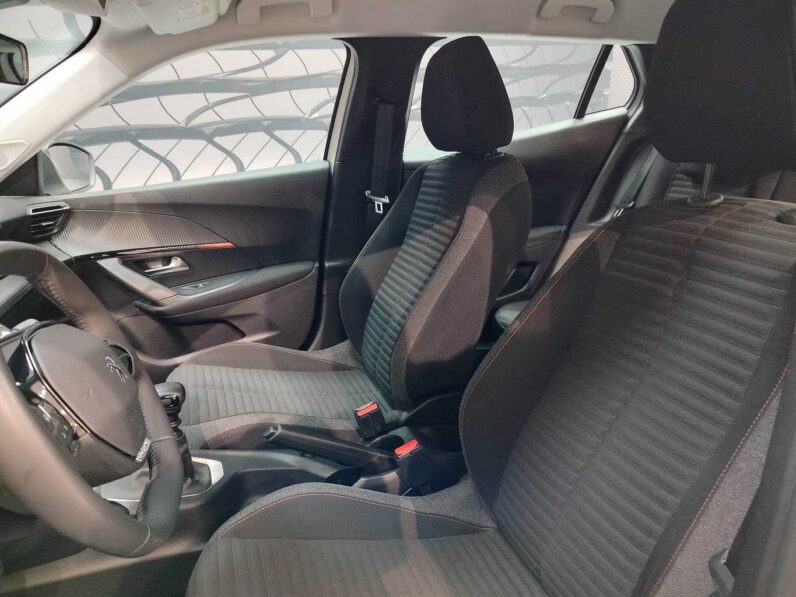 								Peugeot 2008 full									