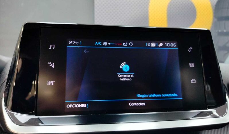 								Peugeot 2008 full									