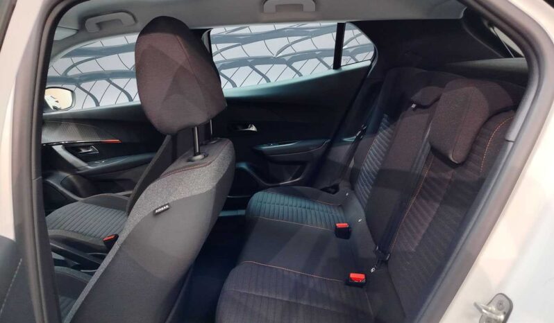 								Peugeot 2008 full									