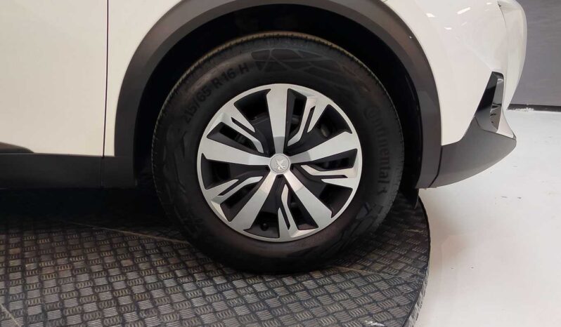								Peugeot 2008 full									