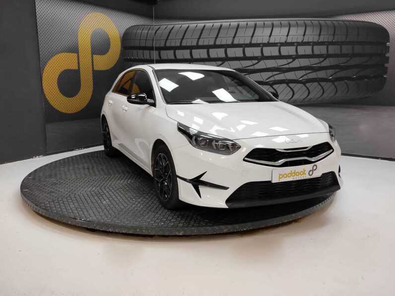 								Kia Ceed full									