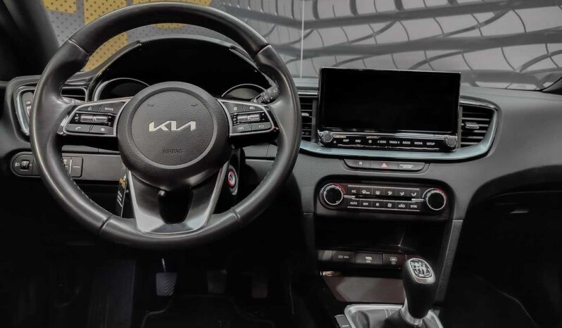 								Kia Ceed full									