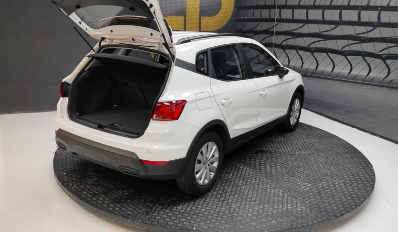 								SEAT Arona full									