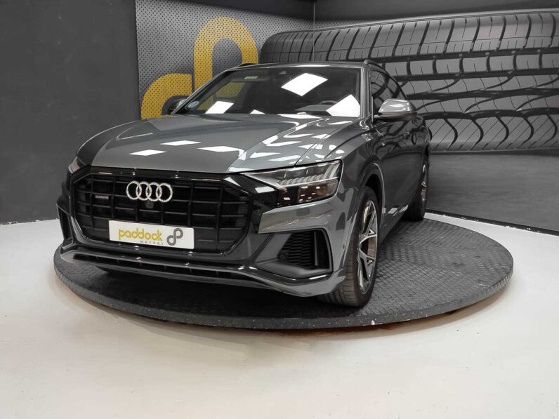 								Audi Q8 full									
