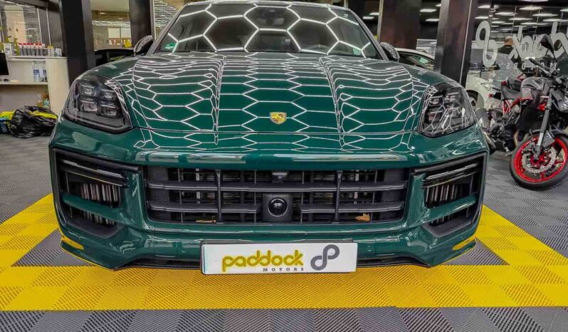 								Porsche Cayenne full									