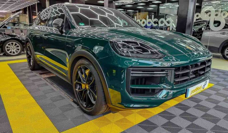 								Porsche Cayenne full									