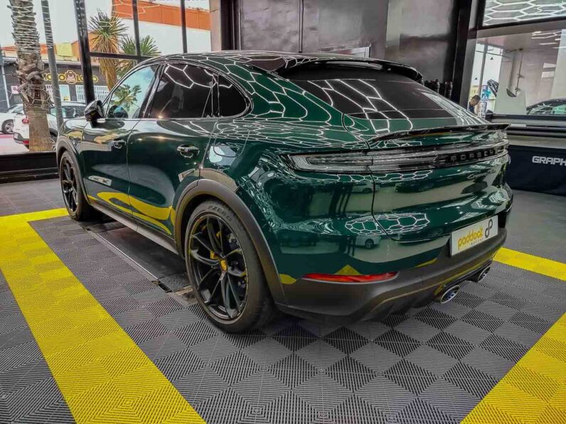 								Porsche Cayenne full									