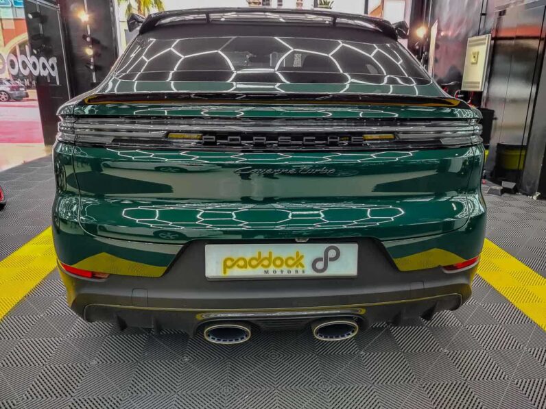 								Porsche Cayenne full									