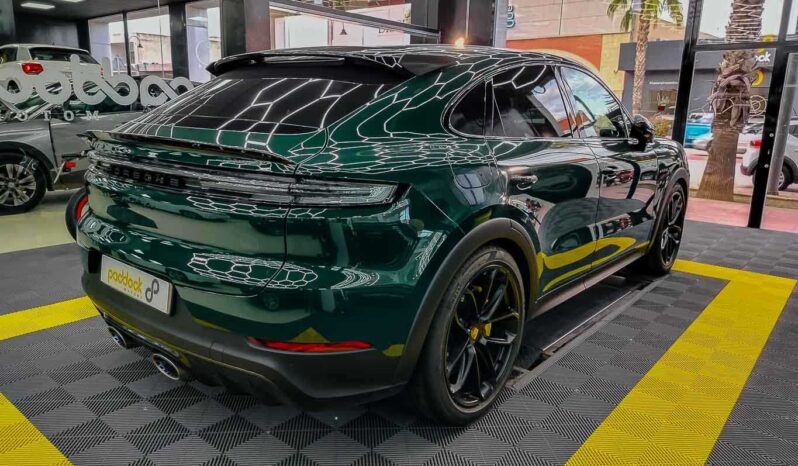 								Porsche Cayenne full									