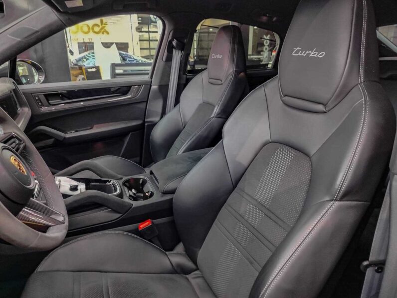 								Porsche Cayenne full									