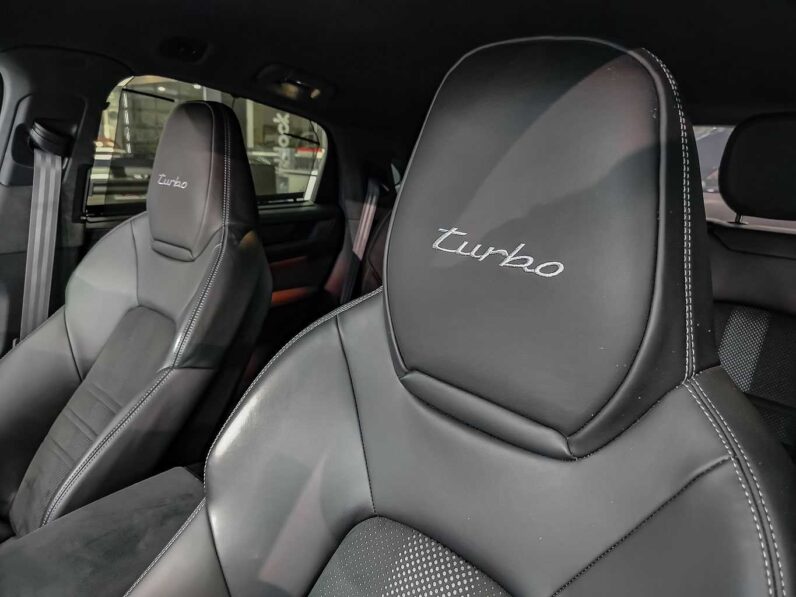 								Porsche Cayenne full									