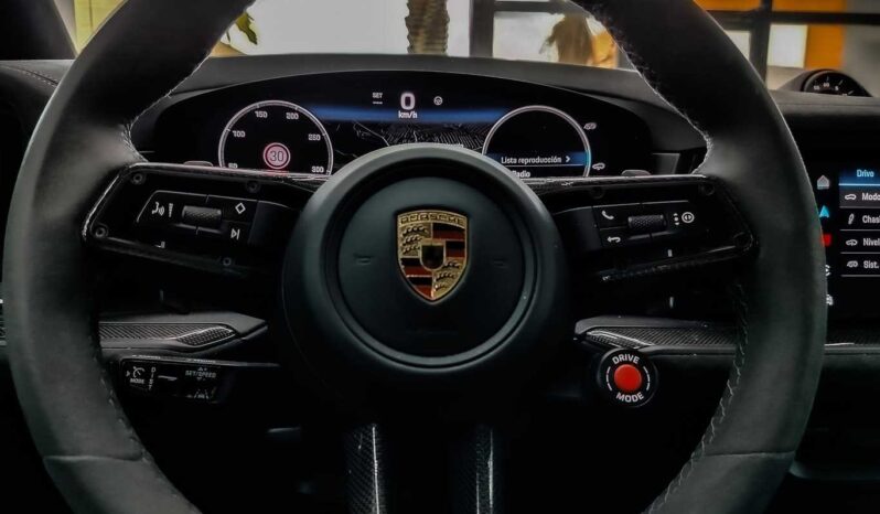 								Porsche Cayenne full									