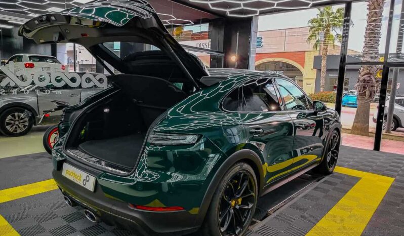 								Porsche Cayenne full									